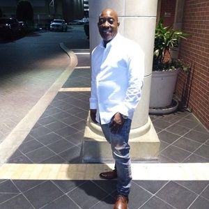 Meet your Posher, Clyde